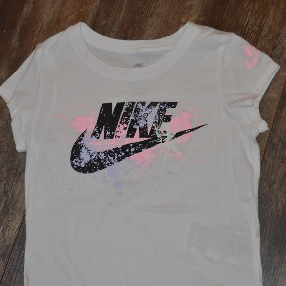 Nike - White, Pink and Black Tee - Picture 2 of 4